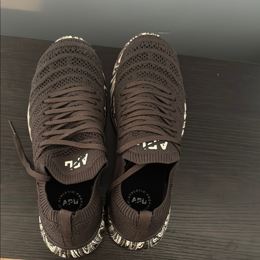 APL Techloom Wave Knit Sneakers